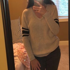 American Eagle Cream Striped V-Neck Sweater